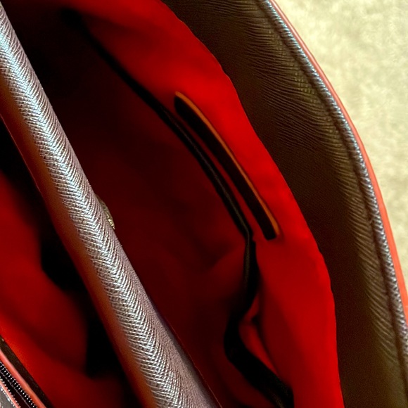 EUC Adrienne Vittadini Bag - Picture 5 of 11